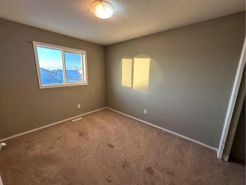 4523 45 Avenue Close, Rocky Mountain House, AB - Indoor Photo Showing Other Room