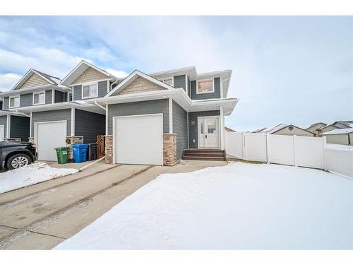 32 Tallman Close, Red Deer, AB - Outdoor With Facade