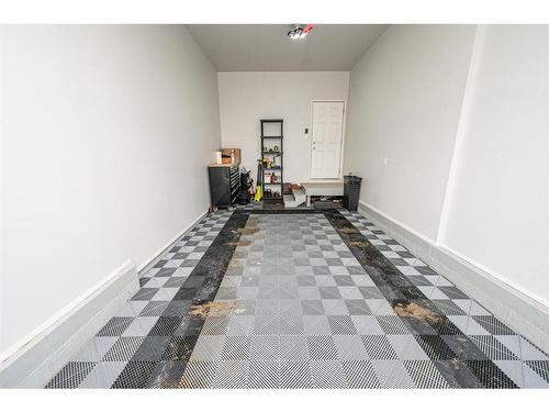 32 Tallman Close, Red Deer, AB - Indoor Photo Showing Other Room