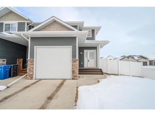 32 Tallman Close, Red Deer, AB - Outdoor With Facade