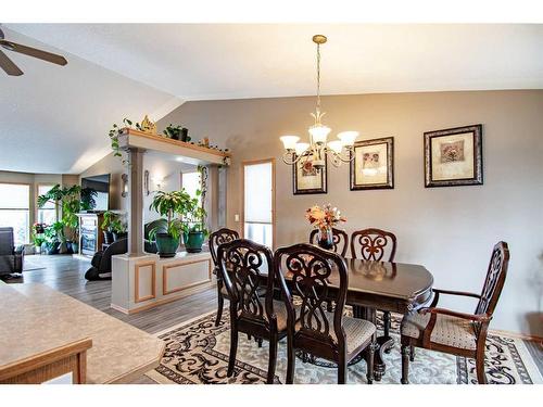 13 Leung Close, Red Deer, AB - Indoor Photo Showing Dining Room