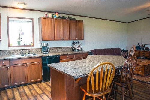 390039 Range Road 5-4, Rural Clearwater County, AB - Indoor Photo Showing Kitchen With Double Sink