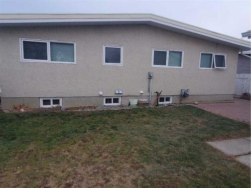 2520 13 Avenue North, Lethbridge, AB - Outdoor With Exterior