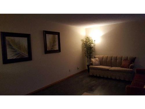 2520 13 Avenue North, Lethbridge, AB - Indoor