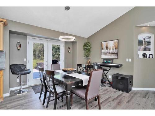 42064 Hwy #13, Rural Wetaskiwin No. 10, County Of, AB - Indoor Photo Showing Dining Room