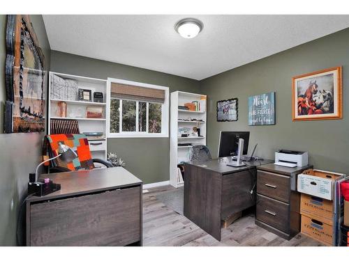 42064 Hwy #13, Rural Wetaskiwin No. 10, County Of, AB - Indoor Photo Showing Office