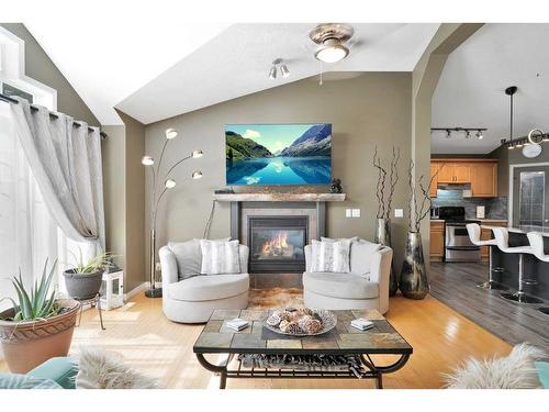 42064 Hwy #13, Rural Wetaskiwin No. 10, County Of, AB - Indoor Photo Showing Living Room With Fireplace