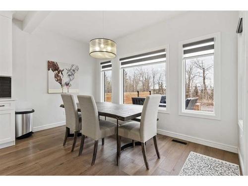 1090 Christie Vista Sw, Edmonton, AB - Indoor Photo Showing Dining Room