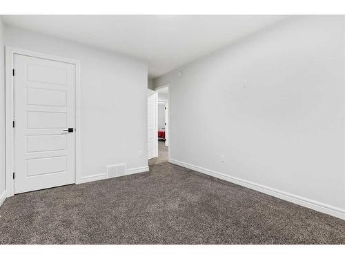 1090 Christie Vista Sw, Edmonton, AB - Indoor Photo Showing Other Room