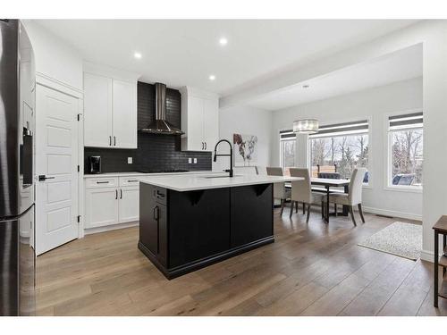 1090 Christie Vista Sw, Edmonton, AB - Indoor Photo Showing Kitchen