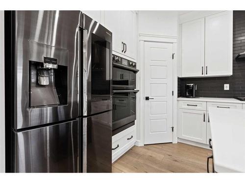 1090 Christie Vista Sw, Edmonton, AB - Indoor Photo Showing Kitchen