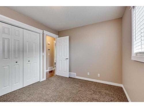 12 Hagerman Close, Sylvan Lake, AB - Indoor Photo Showing Other Room