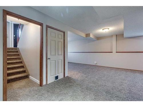 12 Hagerman Close, Sylvan Lake, AB - Indoor Photo Showing Other Room