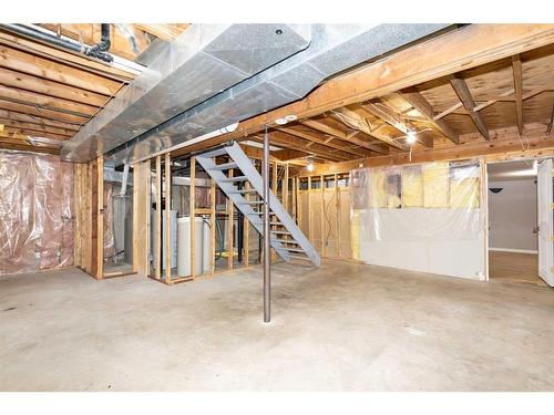 44 Hill Crescent, Red Deer, AB - Indoor Photo Showing Basement