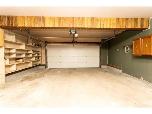 44 Hill Crescent, Red Deer, AB - Indoor Photo Showing Garage