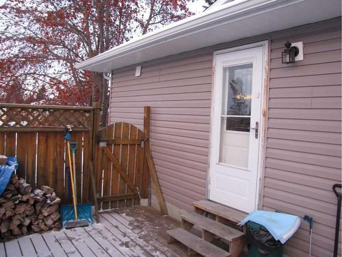 5223 37 Street, Innisfail, AB - Outdoor With Deck Patio Veranda With Exterior