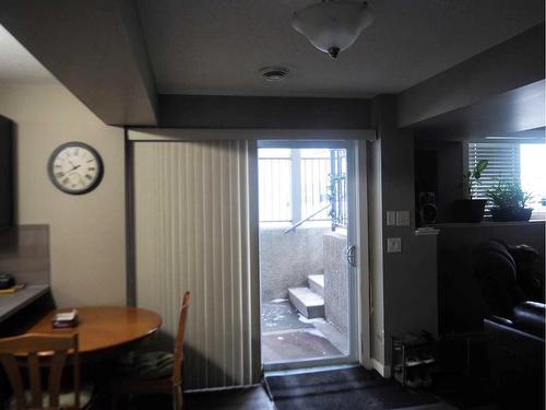 3707 51 Avenue, Red Deer, AB - Indoor Photo Showing Other Room