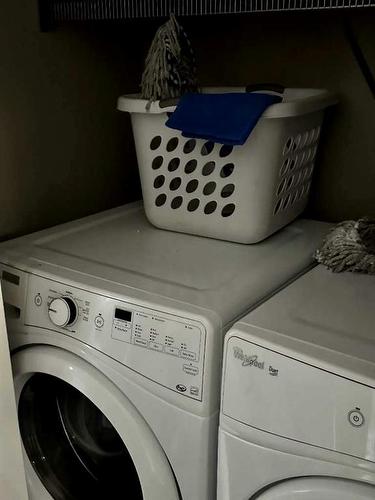 3707 51 Avenue, Red Deer, AB - Indoor Photo Showing Laundry Room