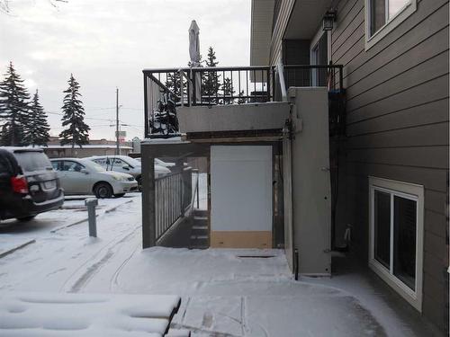 3707 51 Avenue, Red Deer, AB - Outdoor With Exterior