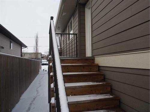 3707 51 Avenue, Red Deer, AB - Outdoor With Exterior