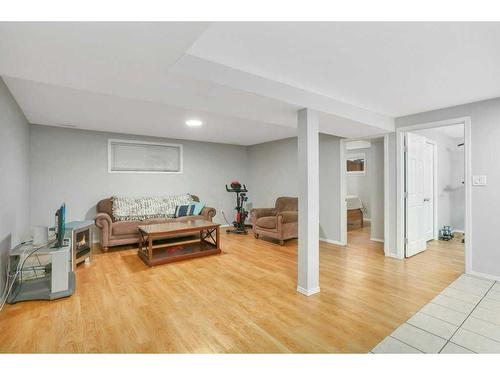 5532 55 Avenue, Lacombe, AB - Indoor Photo Showing Basement