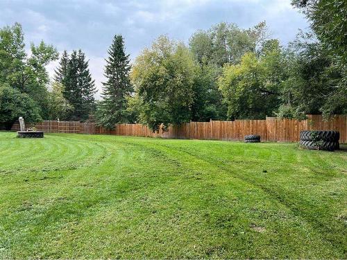 43-26553 Highway 11, Rural Red Deer County, AB - Outdoor With Backyard