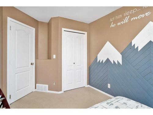 4514 44 Avenue Close, Rocky Mountain House, AB - Indoor Photo Showing Bedroom