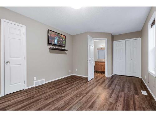 19 Horne Close, Sylvan Lake, AB - Indoor Photo Showing Other Room