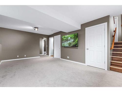 19 Horne Close, Sylvan Lake, AB - Indoor Photo Showing Other Room