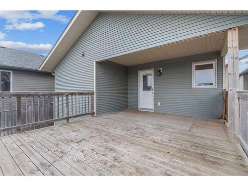 19 Horne Close, Sylvan Lake, AB - Outdoor With Exterior