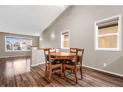 19 Horne Close, Sylvan Lake, AB - Indoor Photo Showing Dining Room