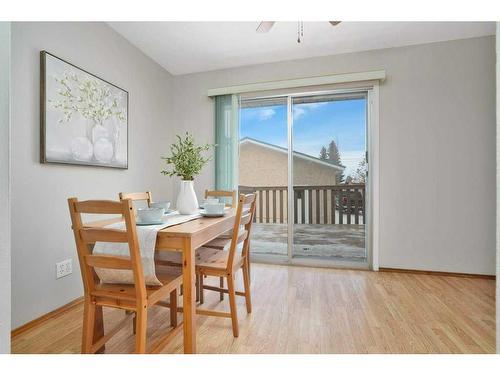 4710 53 Avenue, Rimbey, AB - Indoor Photo Showing Dining Room