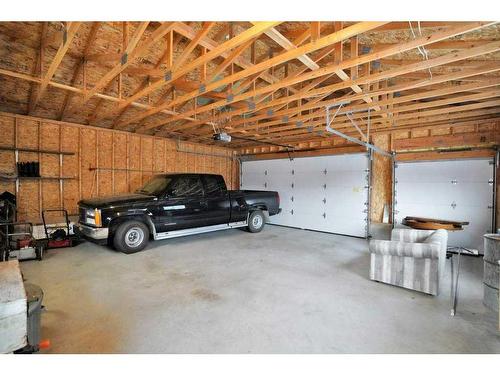 4710 53 Avenue, Rimbey, AB - Indoor Photo Showing Garage