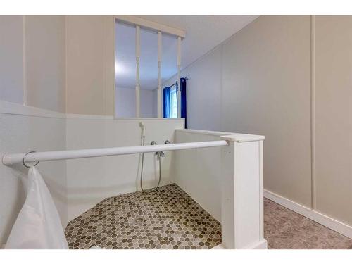 2119 19Th Avenue, Delburne, AB - Indoor Photo Showing Bathroom