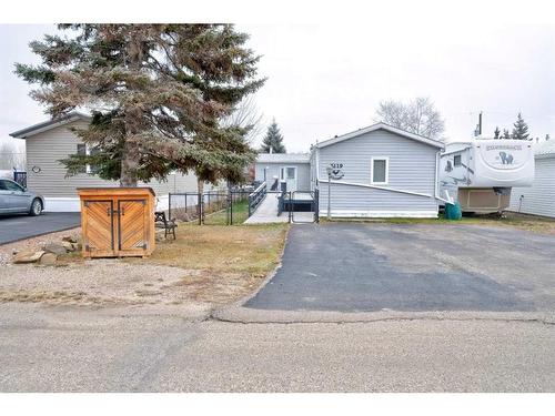 2119 19Th Avenue, Delburne, AB - Outdoor