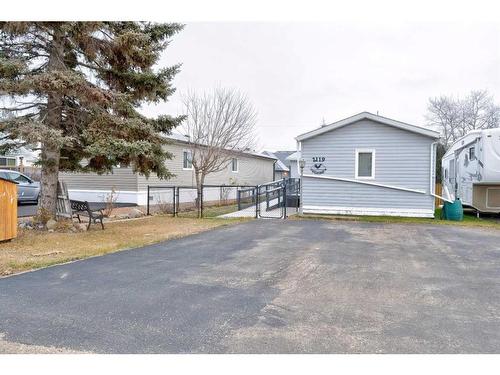 2119 19Th Avenue, Delburne, AB - Outdoor