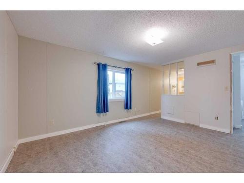 2119 19Th Avenue, Delburne, AB - Indoor Photo Showing Other Room