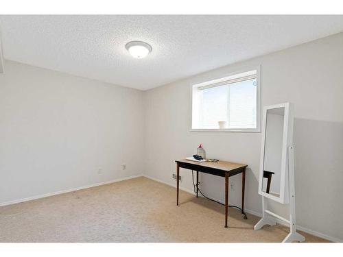 13825 130 Avenue Nw, Edmonton, AB - Indoor Photo Showing Other Room