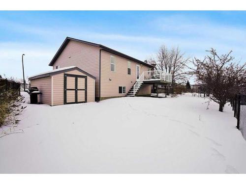 37 Downing Close, Red Deer, AB - Outdoor