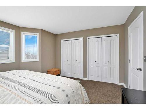 340 Drummond Avenue, Red Deer, AB - Indoor Photo Showing Bedroom