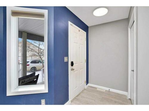 340 Drummond Avenue, Red Deer, AB - Indoor Photo Showing Other Room