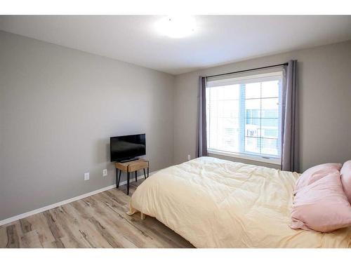 23 Golden Crescent, Red Deer, AB - Indoor Photo Showing Bedroom