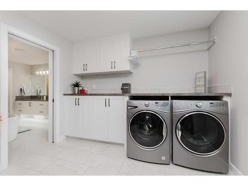 101 Lazaro Close, Red Deer, AB - Indoor Photo Showing Laundry Room