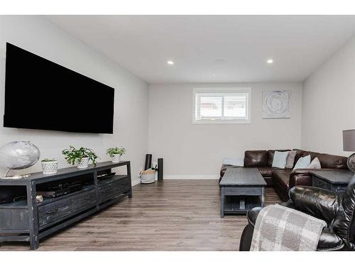 101 Lazaro Close, Red Deer, AB - Indoor Photo Showing Living Room