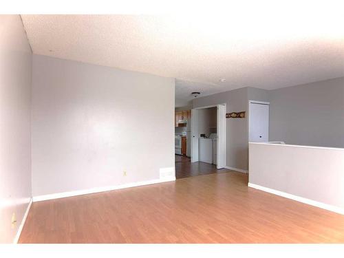 57 Westview Drive, Sylvan Lake, AB - Indoor Photo Showing Other Room