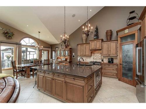 38423 Range Road 282, Rural Red Deer County, AB - Indoor Photo Showing Kitchen With Upgraded Kitchen