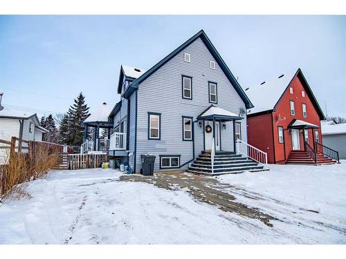 13-829 20 Street, Rural Red Deer County, AB - Outdoor With Facade