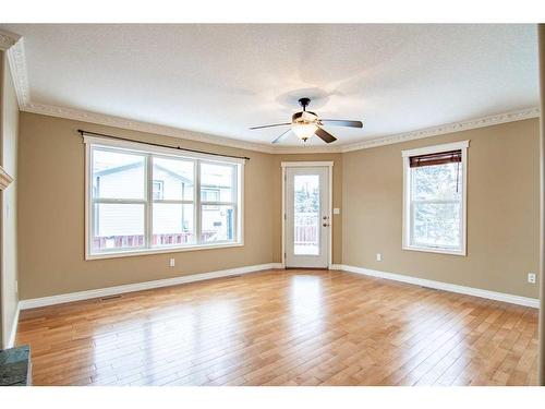 13-829 20 Street, Rural Red Deer County, AB - Indoor Photo Showing Other Room