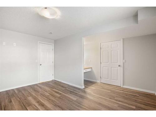 110 Westview Drive, Sylvan Lake, AB - Indoor Photo Showing Other Room