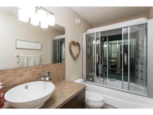 431 Summer Crescent, Rural Ponoka County, AB - Indoor Photo Showing Bathroom